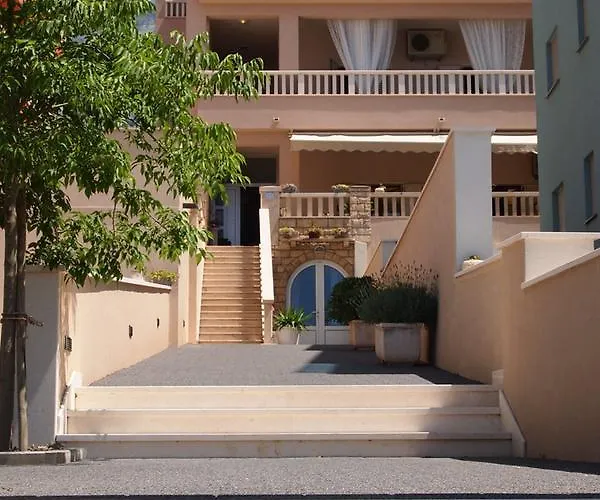 Agava Begic Apartmán *