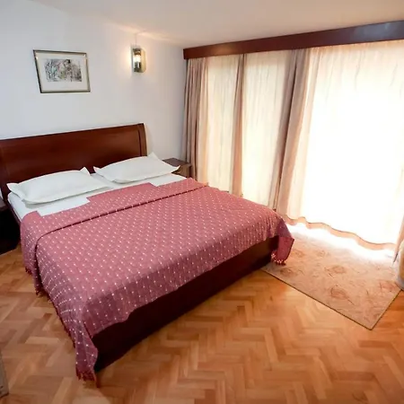 Апартаменти Agava Begic *