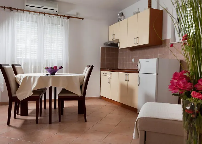 Agava Begic Makarska