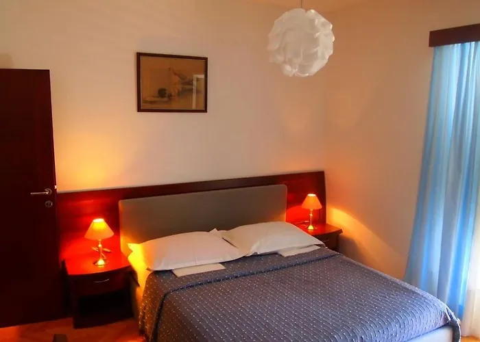 Agava Begic Daire Makarska