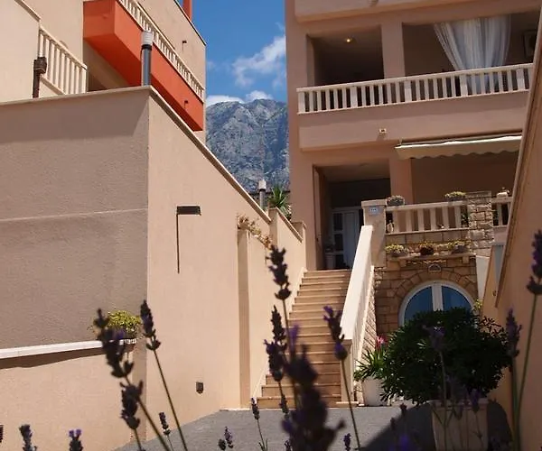 Agava Begic Makarska